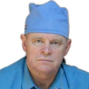 кравченко владимир иванович астрахань. пластический хирург астрахань. леонова наталья вячеславовна. семен сергеевич календр хирург. календр семен сергеевич.