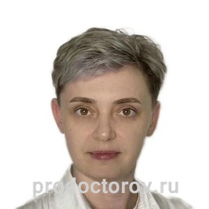 Фотография с изображением руководителя