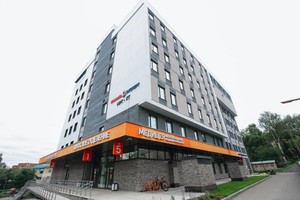 Здание клиники