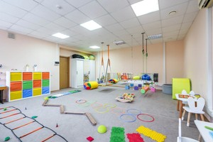 В кабинете нейропсихолога - оборудование для сенсорной интеграции и нейрокоррекции В кабинете нейропсихолога - оборудование для сенсорной интеграции и нейрокоррекции