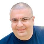 Петросян Артур Геворкович Петросян Артур Геворкович, Стоматолог-хирург, Стоматолог - Краснодар