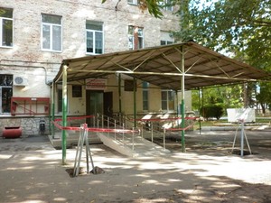 Краснодарская городская больница 3. Хбк больница краснодар. Улица айвазовского 97 краснодар. Больница айвазовского краснодар телефон. Улица айвазовского 97 краснодар.