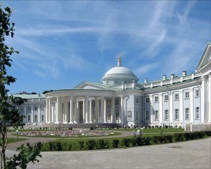 Фасад здания (источник - li.ru, блогер - Sofiesa)