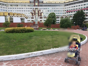 Алексей Островский посетил в Москве федеральные государственные медицинские центры