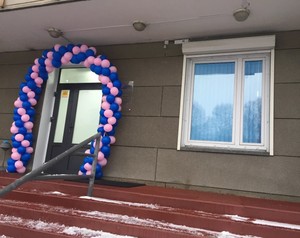 Вход в клинику