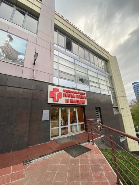 Күшті жігіт лимузинмен екі қызды қуантады ВКонтакте желісіндегі жеке секс видеосы