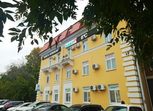 Здание клиники