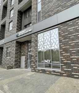 Вход в клинику