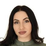 Үлкен кеуделері бар жеке порно фотосуреттер Әйелдер төменнен зәр шығаруда