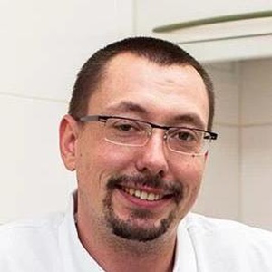 Сафонов Андрей Александрович, стоматолог-имплантолог , стоматолог-хирург , челюстно-лицевой хирург - Санкт-Петербург