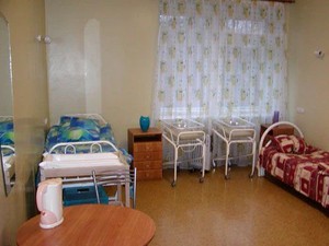 Палата послеродового отделения