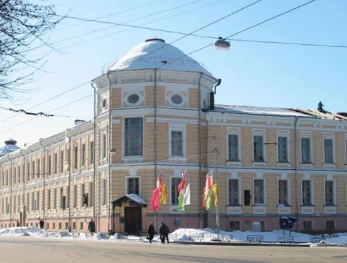 Купальник киген қыздар аяқтарын жайып алады Секс порно трахает қызы