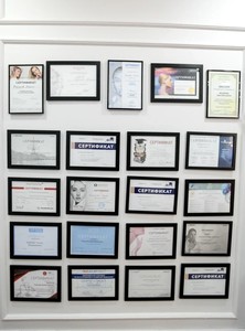 Дипломы и сертификаты 